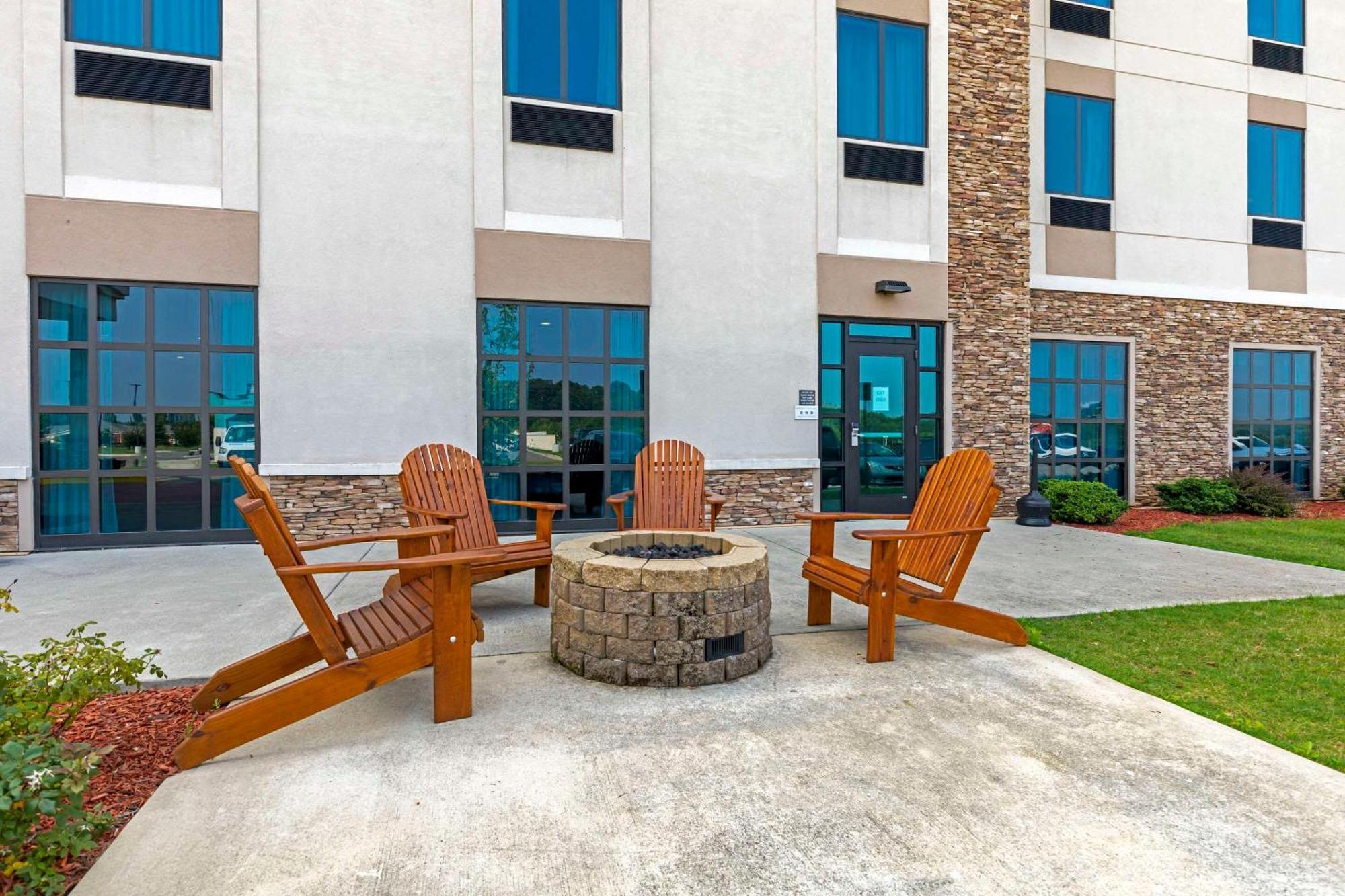 Comfort Inn & Suites East Ellijay Exterior foto